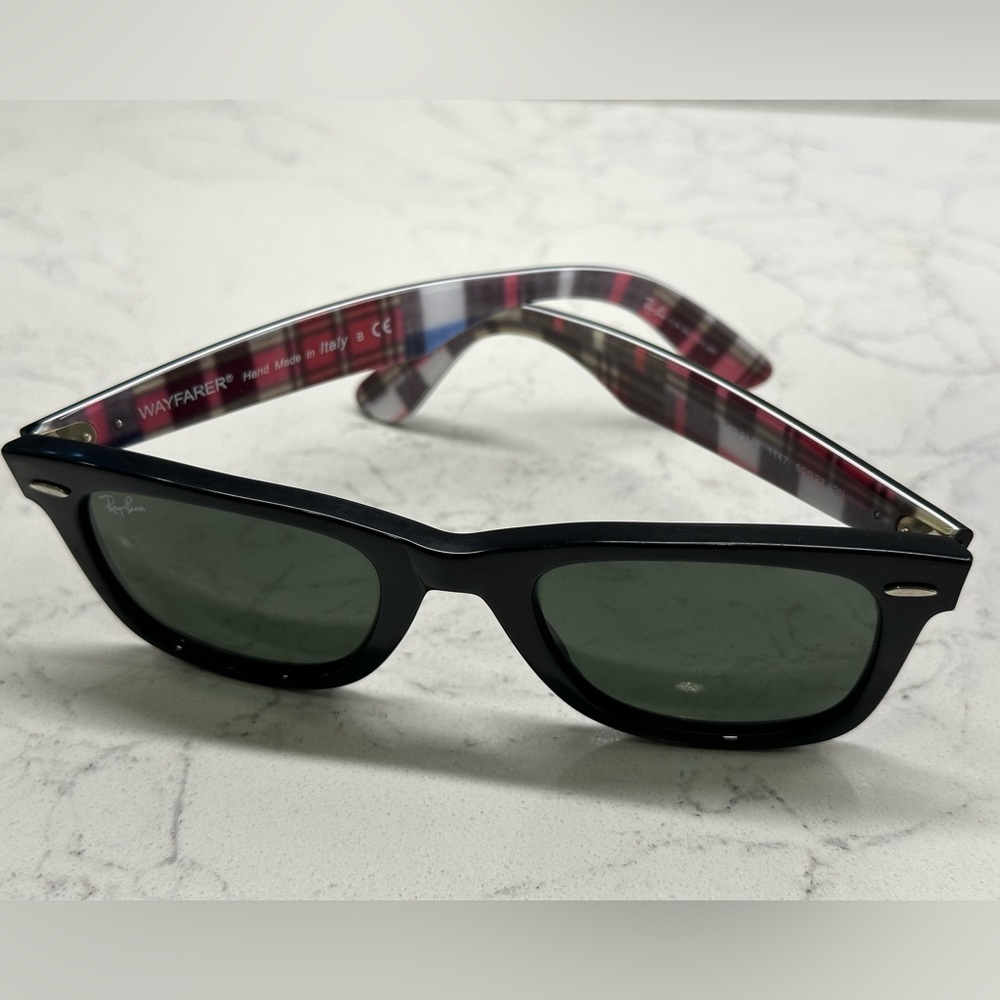 Ray ban rare special edition wayfarer with madras frame details